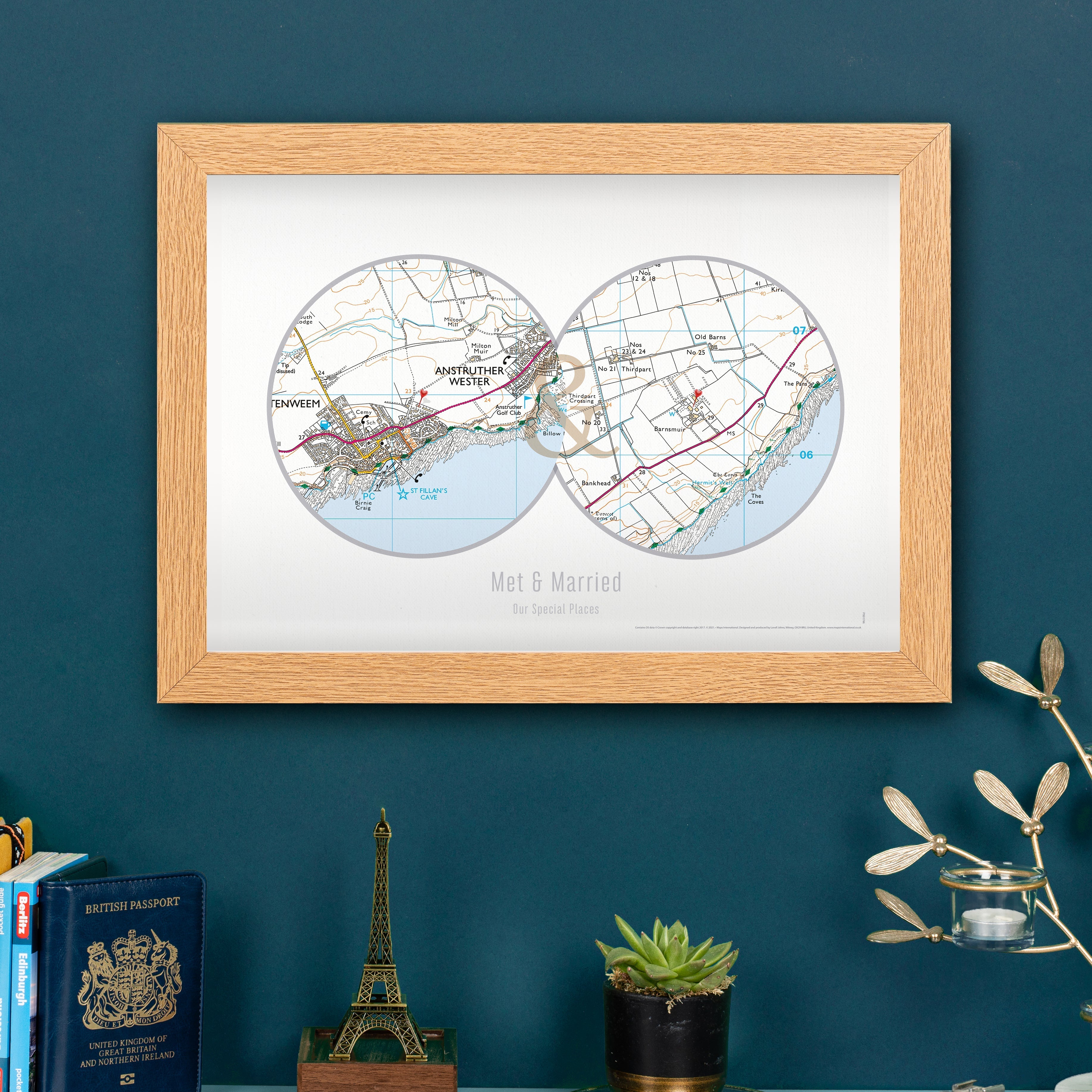 PS01804_3_WDOAK - Personalised Postcodes Two Circle Locations Map Print