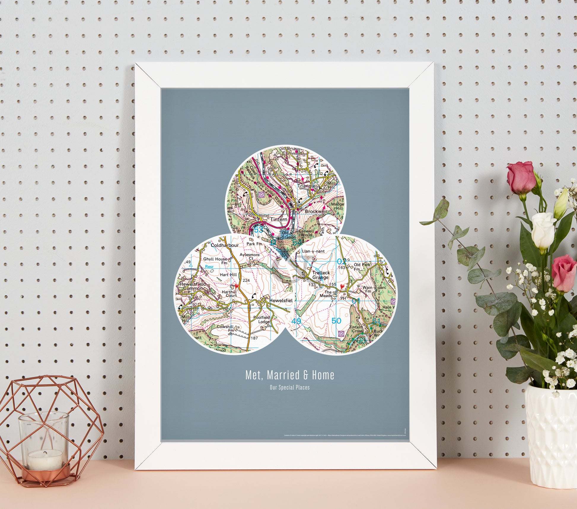 /3/-/3-circle-postcode-white-frame-teal_1.jpg