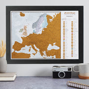 CT01384_3_BWBLA - Scratch Europe Print