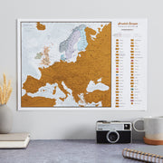 CT01384_3_SILKP - Scratch Europe Print