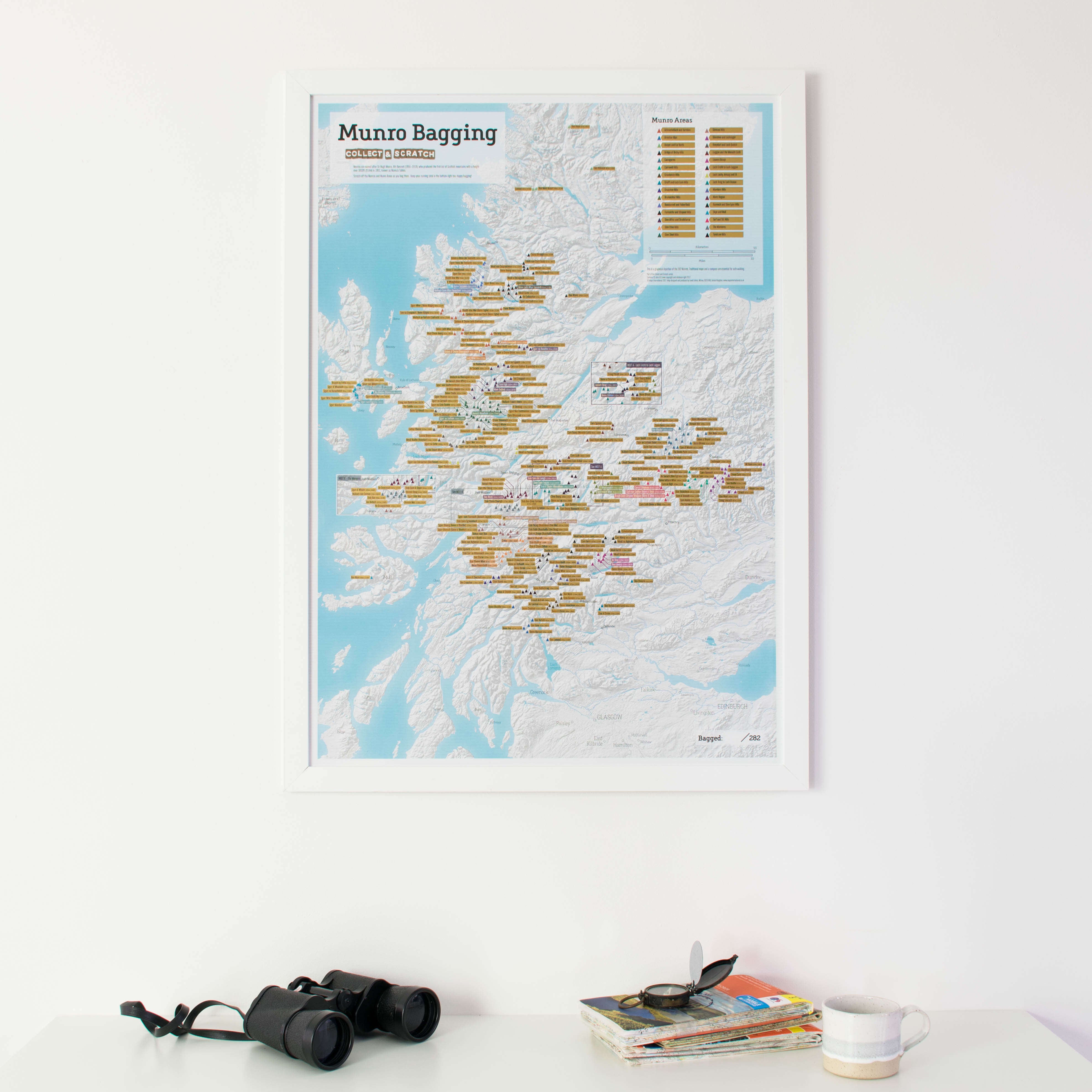 /l/s/ls_scratch-off-munro-bagging-print-pinboard-wood-frame-white_uk01615_m_bwwhi.jpg