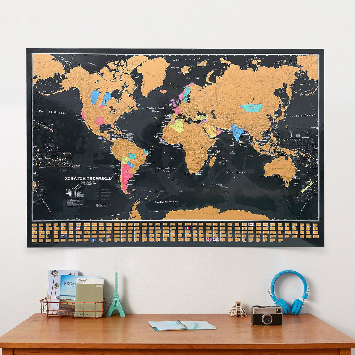 WM01844_M_SILKP - Medium Scratch the World® Black Vibrant map print with flags
