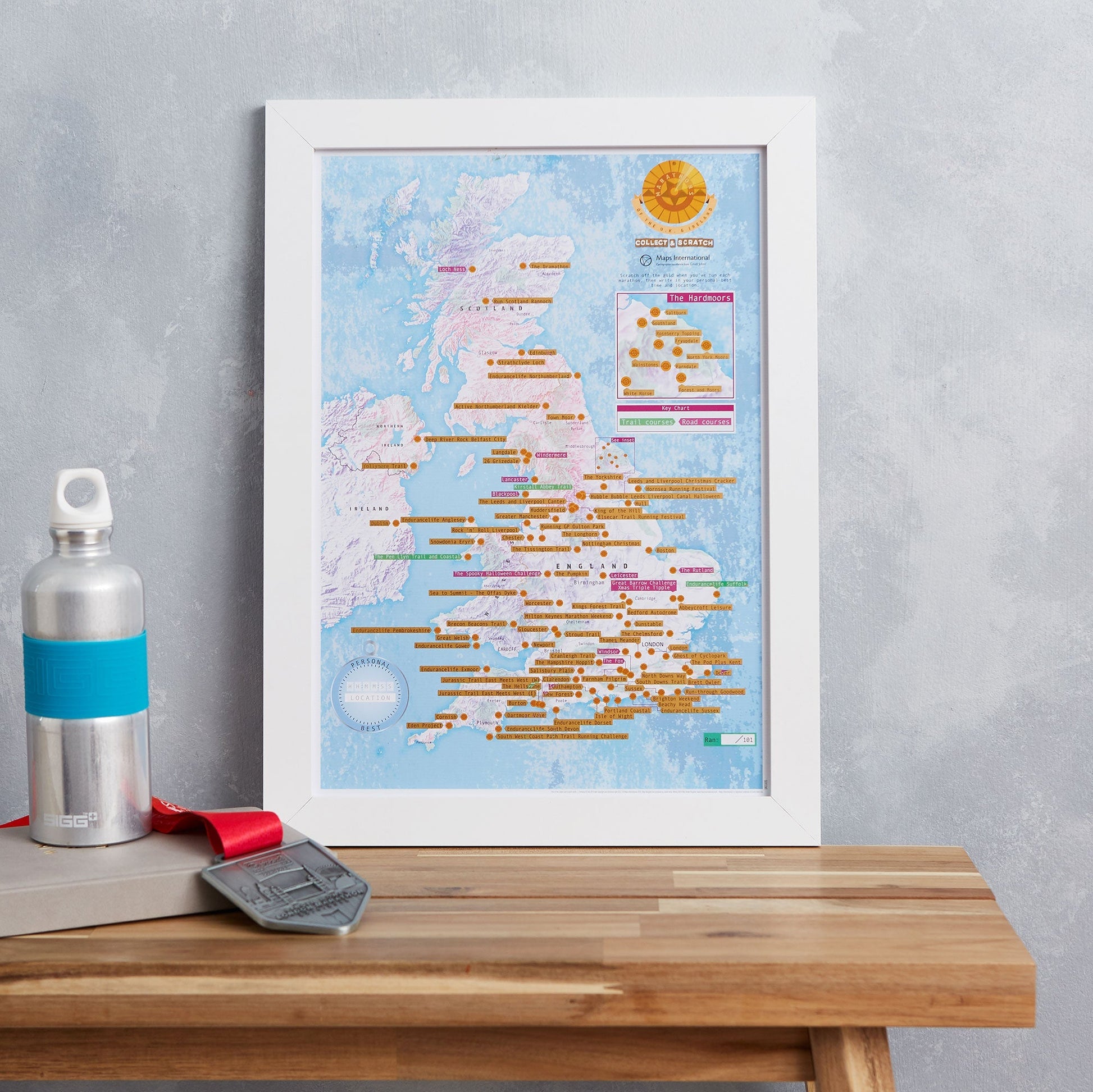 UK01695_3_BWWHI - Scratch Off UK and Ireland Marathons Print