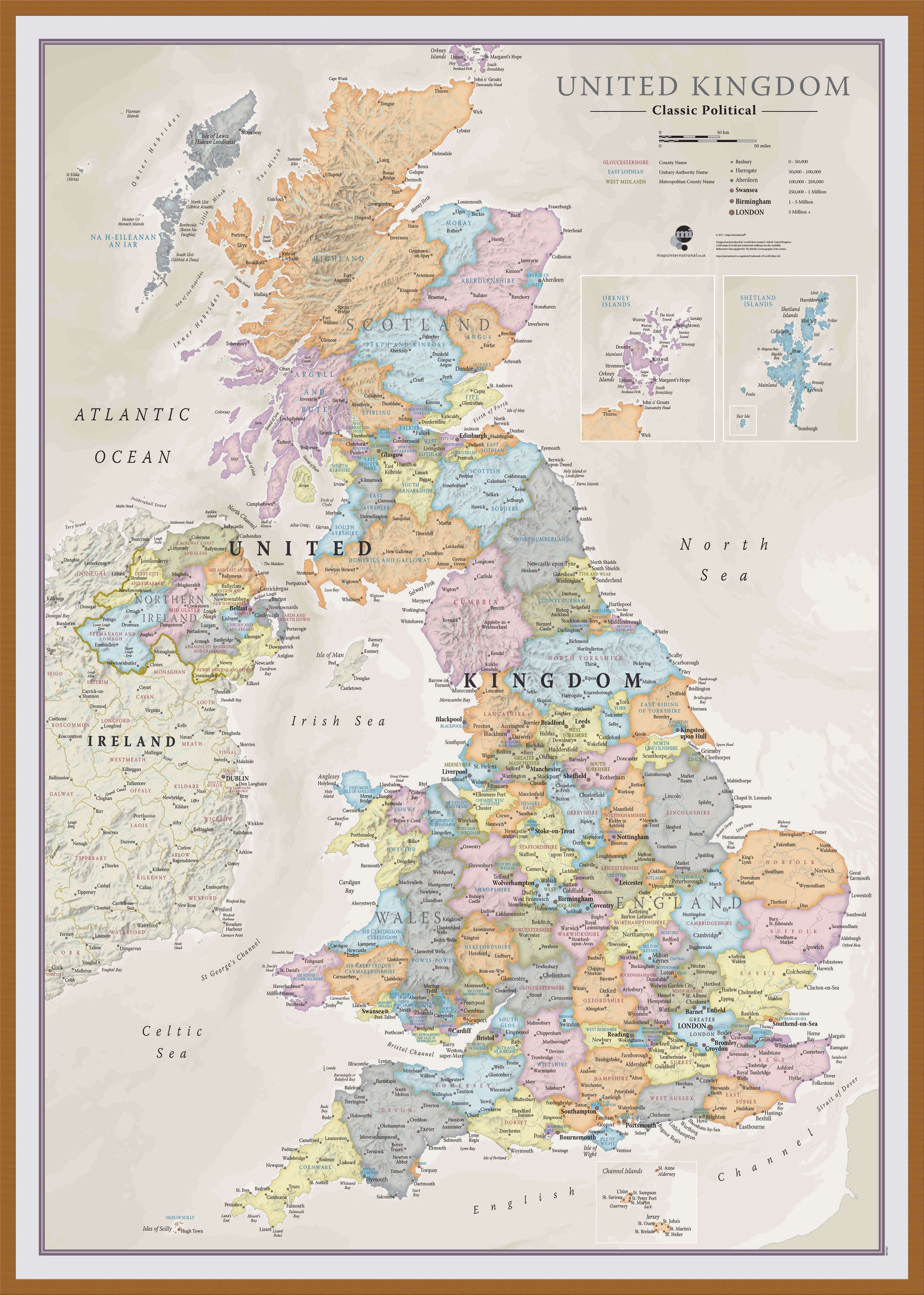 UK01636_L_LBWTE - UK Classic Wall Map