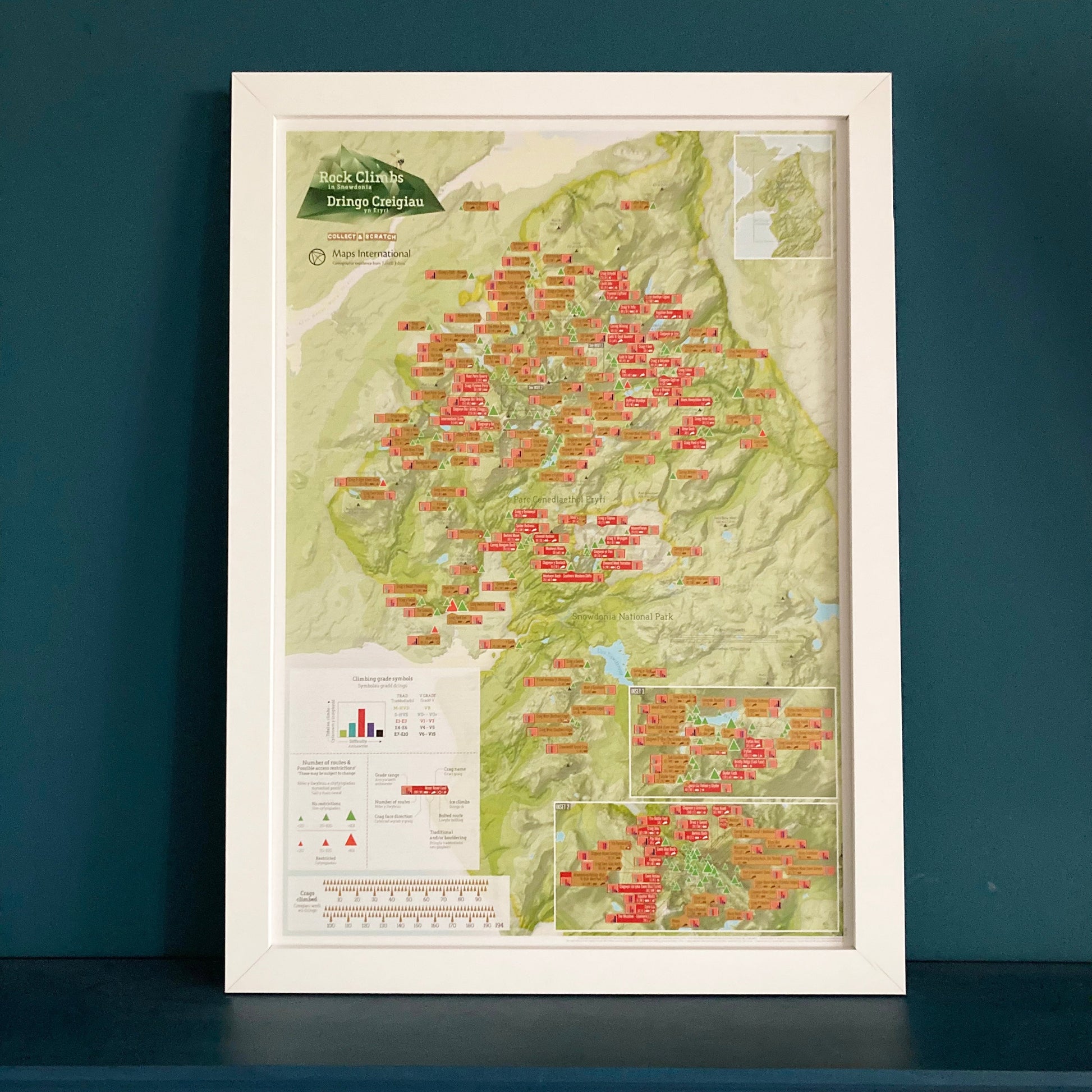 UK01734_S_BWWHI - Scratch Off Snowdonian Climbs Print