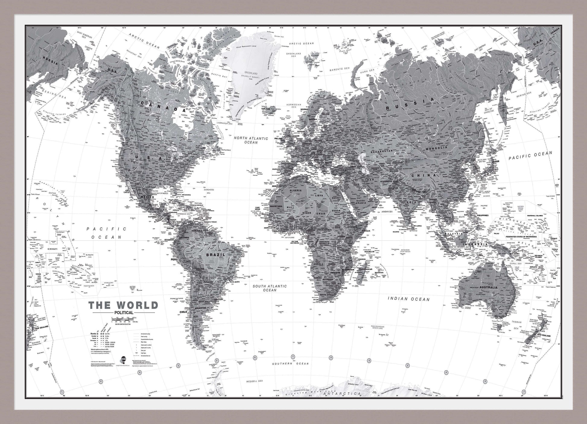 WM01642_M_MGFAL - World Wall Map Political Black & White
