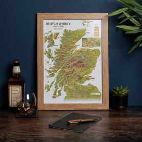 Scratch Off Scotland Whisky Distilleries Print (Pinboard & wood frame - Oak Style)