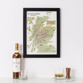 Scratch Off Scotland Whisky Distilleries Print (Pinboard & wood frame - Black)